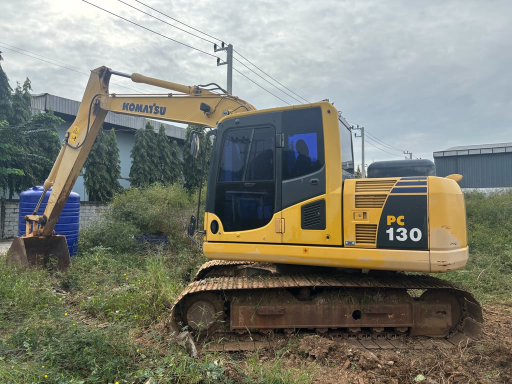 Komatsu PC130-8 รถสวยพร้อมใช้ มีประกัน BSI Komatsu PC130-8 รถสวยพร้อมใช้ มีประกัน BSI