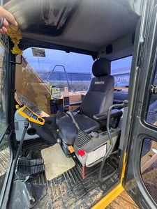 Komatsu PC130-8 รถสวยพร้อมใช้ มีประกัน BSI Komatsu PC130-8 รถสวยพร้อมใช้ มีประกัน BSI