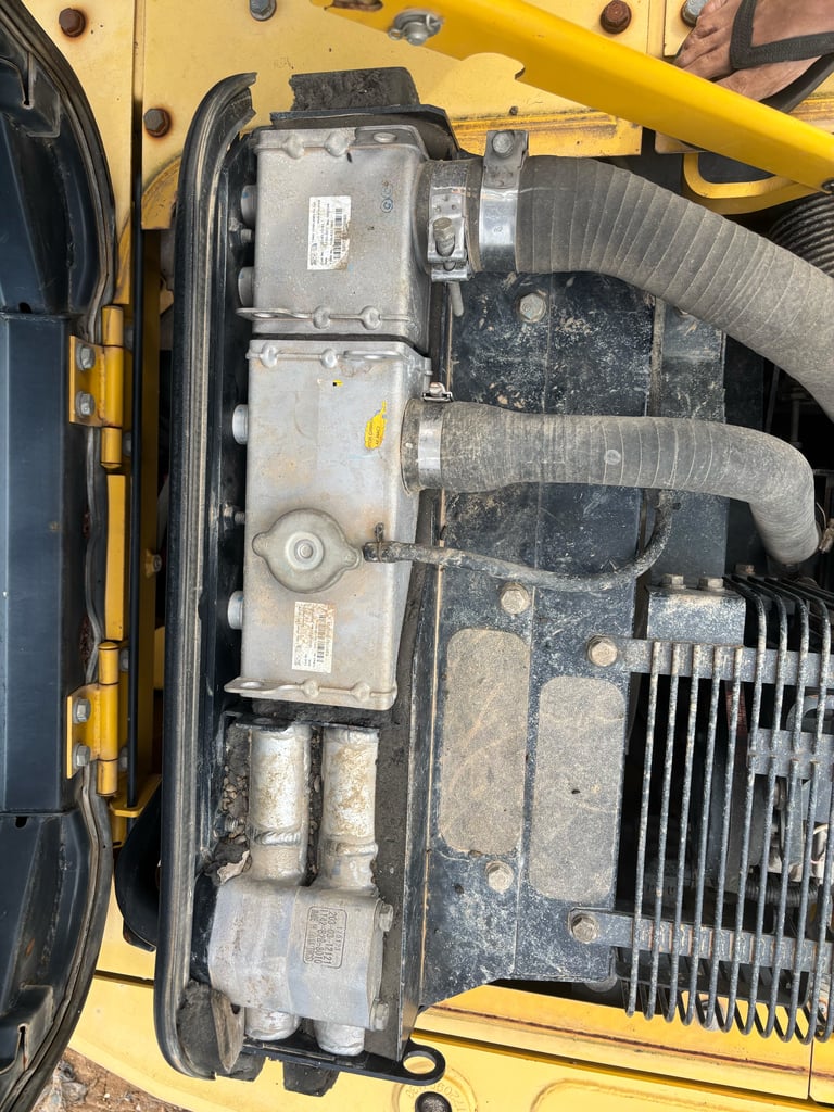 Komatsu PC130-8 รถสวยพร้อมใช้ มีประกัน BSI Komatsu PC130-8 รถสวยพร้อมใช้ มีประกัน BSI