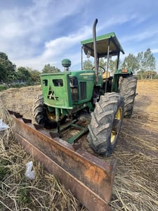 ขายรถไถจอนเดียร์