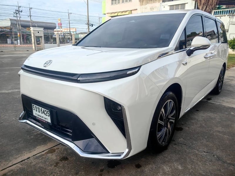 MG Maxus 9 รุ่น X สีขาว ปี 2023