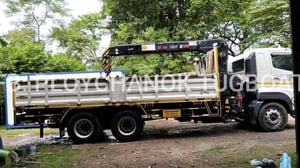 HINO FL 253แรงม้า รถบรรทุก 10ล้อ กระบะเหล็กติดเครน ปี2019 HINO FL 253แรงม้า รถบรรทุก 10ล้อ กระบะเหล็กติดเครน ปี2019