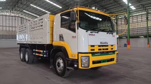 ISUZU FVZ 300แรงม้า รถบรรทุก 10ล้อ ดั้มพ์ ปี2013