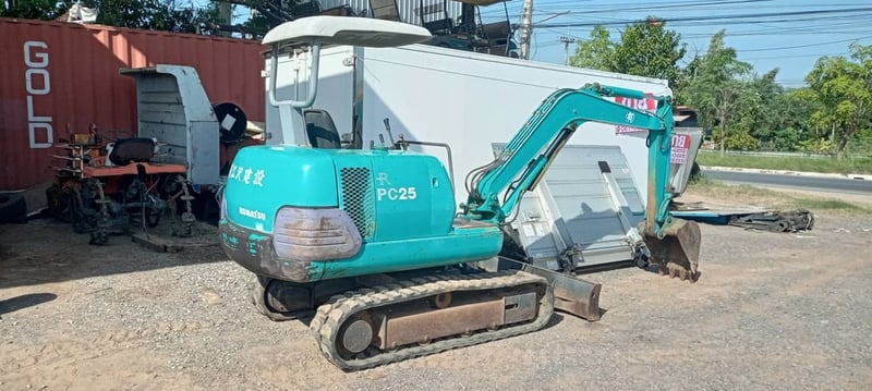 ขายรถขุดเล็ก PC25-1  มือสองนำเข้าจากญี่ปุ่น
