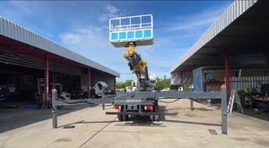 ขายรถกระเช้าบูมยาว 35 เมตร 