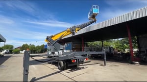 ขายรถกระเช้าบูมยาว 35 เมตร 