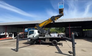 ขายรถกระเช้าบูมยาว 35 เมตร 