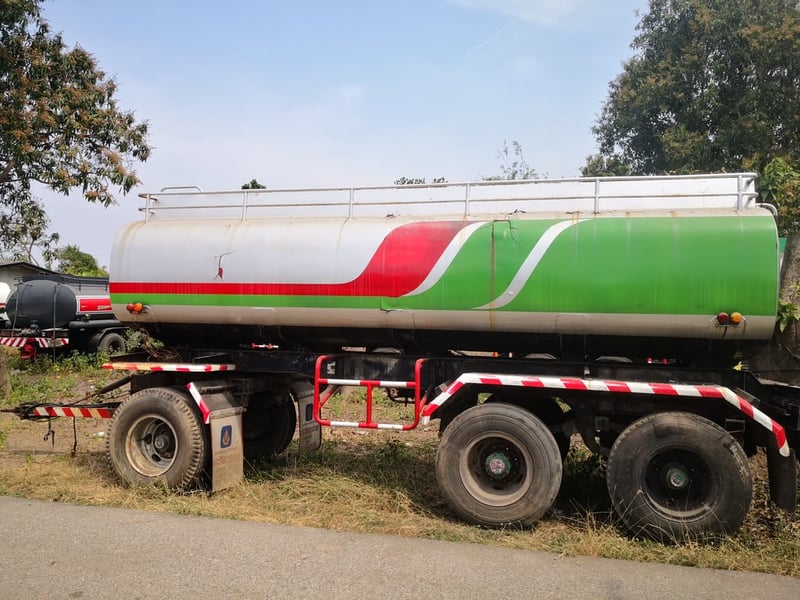 ลูกพ่วแทงค์