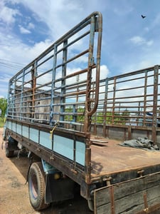 ขายหกล้อคอก ขายหกล้อคอก