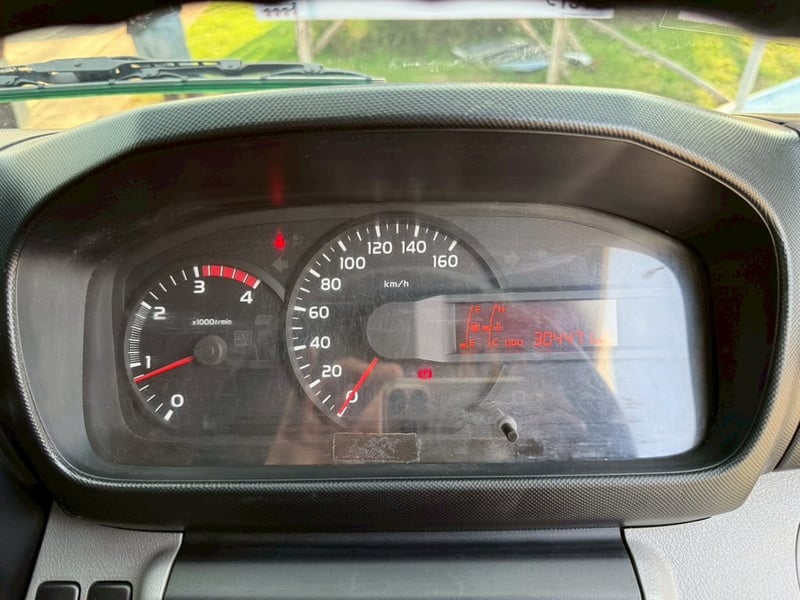 HINO XZU 150แรงม้า รถบรรทุก 4ล้อ ตู้แห้ง ปี2014