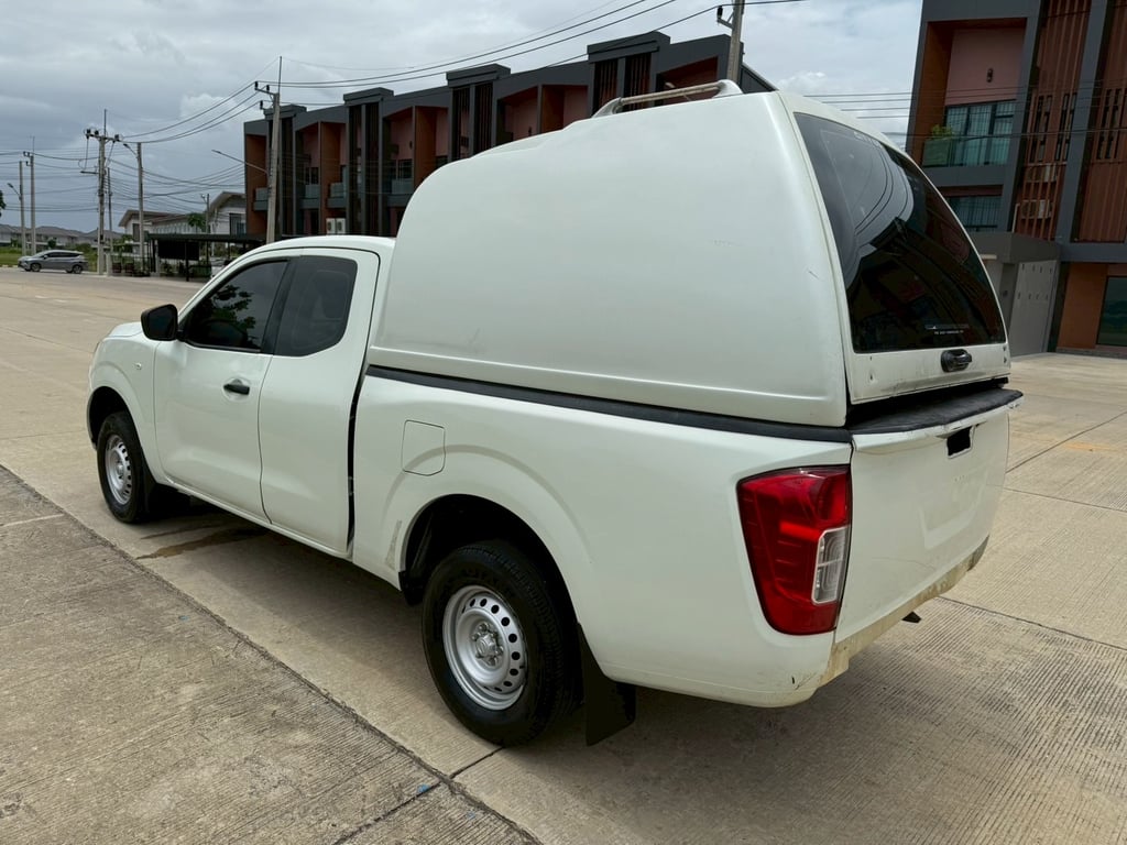 Nissan Navara NP300 king-cab 