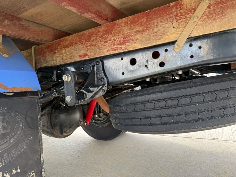 ISUZU NMR 130แรงม้า รถบรรทุก 4ล้อ กระบะเหล็ก ปี2016