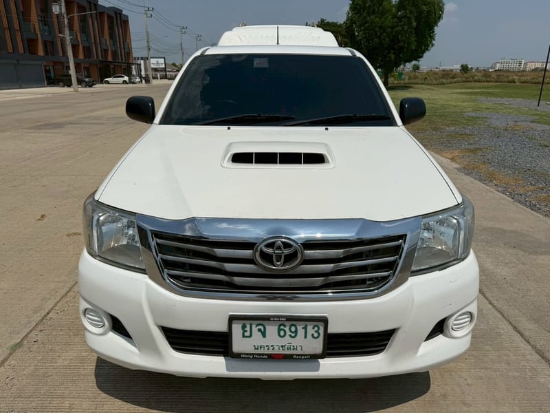 Toyota vigo 2.5cc Smart Cab 2013 Toyota vigo 2.5cc Smart Cab 2013