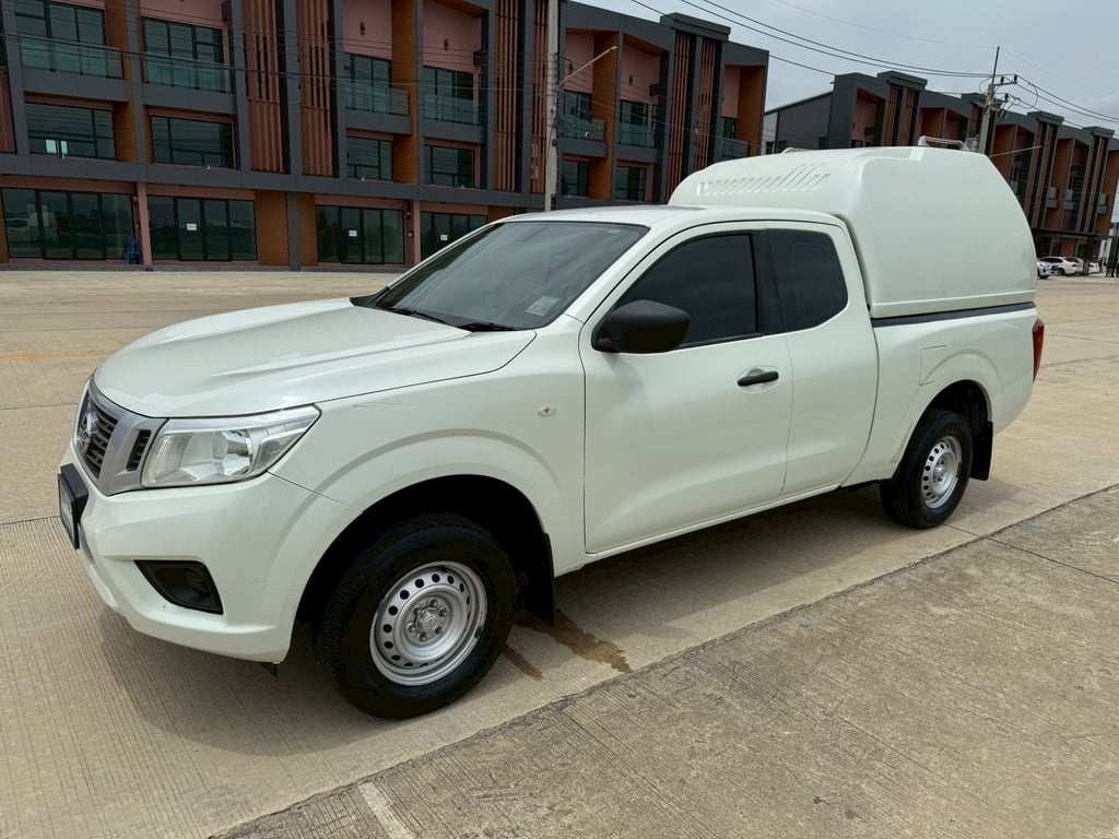 Nissan Navara NP300 king-cab 