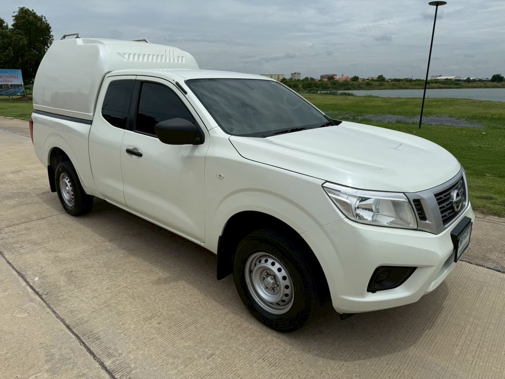 Nissan Navara NP300 king-cab 