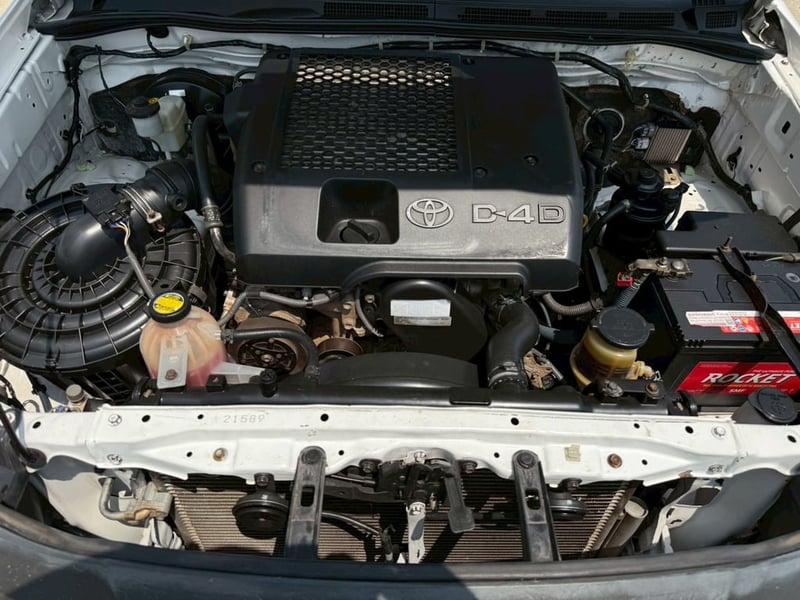 Toyota Vigo หน้าแซมป์ 2.5cc 2013 Toyota Vigo หน้าแซมป์ 2.5cc 2013