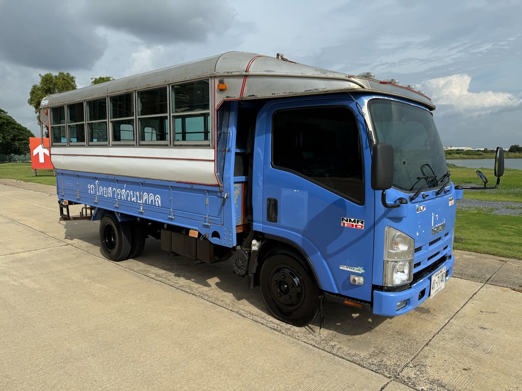 ISUZU NMR 130แรงม้า รถบรรทุก 4ล้อ กระบะเหล็ก ปี2016