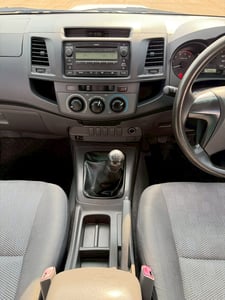 Toyota Vigo Champ 2.5 Smart Cab 2013 Toyota Vigo Champ 2.5 Smart Cab 2013