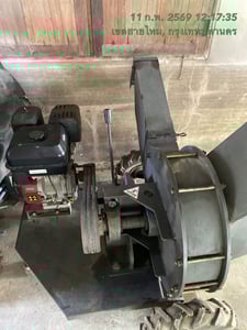 ขายเครื่องย่อยกิ่งไม้ขนาด 13.5 แรงม้า แบบ 2 ระบบ สภาพ 80% ขายเครื่องย่อยกิ่งไม้ขนาด 13.5 แรงม้า แบบ 2 ระบบ สภาพ 80%