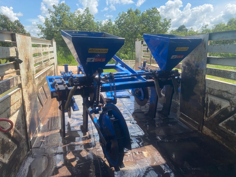 รีปเปอฝั่งปุ๋ยศรีกำแพงแสส