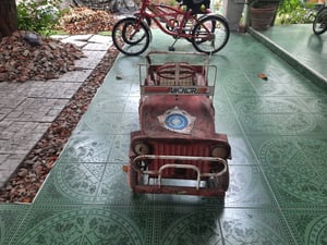 รถจิ๊บ สังกะสี