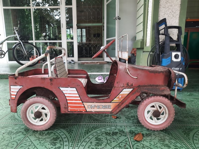 รถจิ๊บ สังกะสี