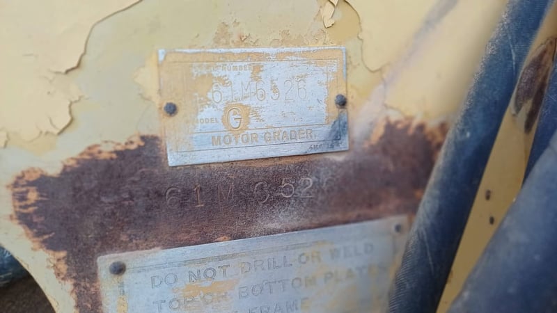 ขาย 550,000 รถเกรด CAT 12 G 61 M 6526 เครื่องดี เกียร์แรง ยางดี 