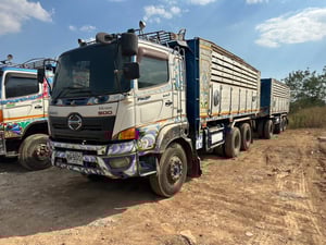 #ขายด่วน 1,290,000 รถ 10 ล้อดั้มพ่วงแม่ลูก HINO 380 VICTOR ปี 59 หัวบาง ยางดี ครัชซีสวย วิ่ง 5xx,xxx กม.ลูกพ่วงดั้ม 3 เพลา ปี 59 ดั้มดี ครัชซีสวย ยางดี รถพร้อมใช้งาน ภาษี ม.79