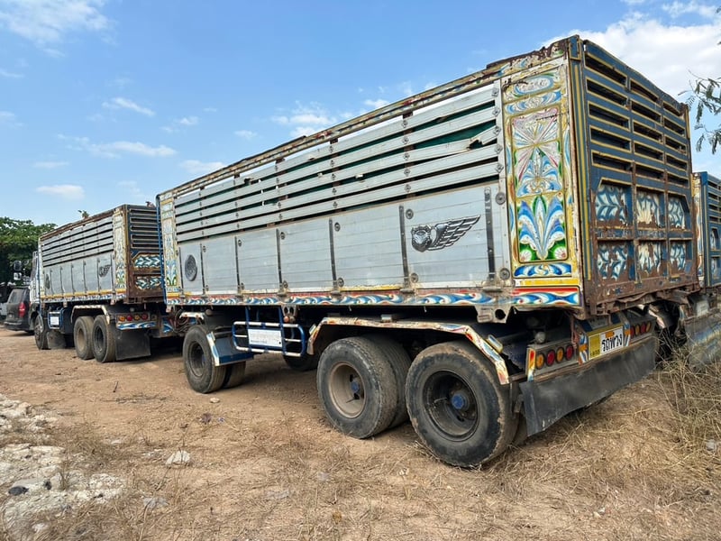 #ขายด่วน 1,290,000 รถ 10 ล้อดั้มพ่วงแม่ลูก HINO 380 VICTOR ปี 59 หัวบาง ยางดี ครัชซีสวย วิ่ง 5xx,xxx กม.ลูกพ่วงดั้ม 3 เพลา ปี 59 ดั้มดี ครัชซีสวย ยางดี รถพร้อมใช้งาน ภาษี ม.79