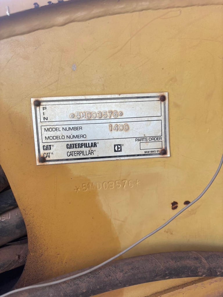 ขาย 1,250,000 รถเกรด CAT 140 G 5 MD 3576 ซีเรียลสูง  เล่มทะเบียน 
