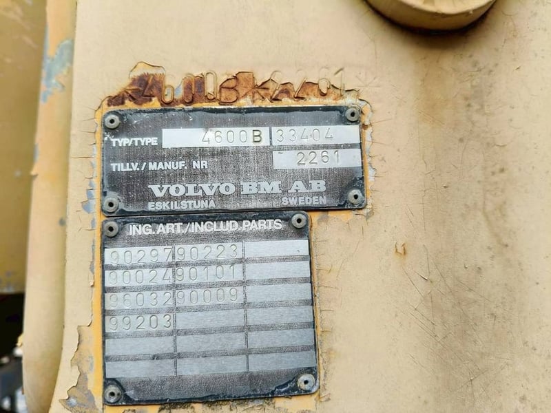 ขาย 280,000 รถตัก VOLVO 4600B 