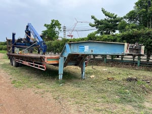 ขาย 375,000 หางโรเบท 2 เพลา พร้อมสะพานพับขึ้นลงรถ ครัชซีสวย ยางดี สะพานสวย หางกว้าง 2.50 ม.กางปีกข้างละ 25 ซม. ยาว 12 ม. พร้อมบรรไดไฮดอร์ลิคขึ้นรถ  