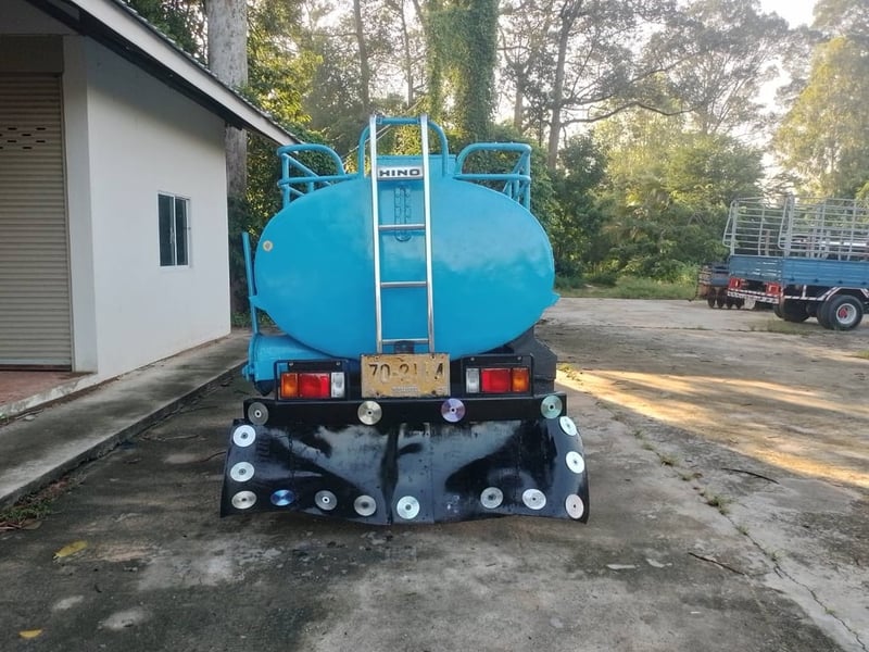 #ขายถูก 195,000 รถ 4 ล้อ ดูดสิ่งปฎิกลู ISUZU NKR55E  หัวบาง ยางดี ครัชซีสวย อุปกรณ์พร้อมดูด รถพร้อมใช้งาน สนใจติดต่อได้ครับ 090-772-3710 090-772-3708