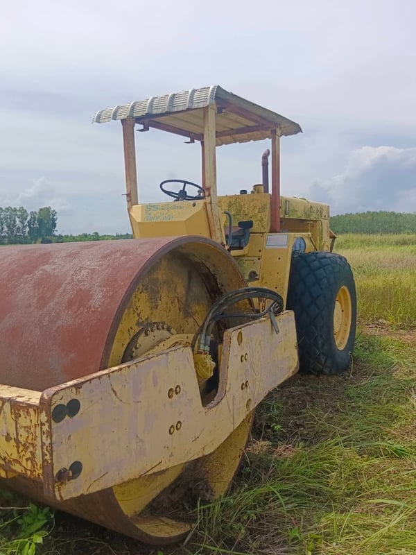 ขาย 285,000 BOMAG BW212-2 D เครื่องดี เกียร์แรง เอวแน่น รถพร้อมใช้งาน เอกสารอินวออยทร์ 