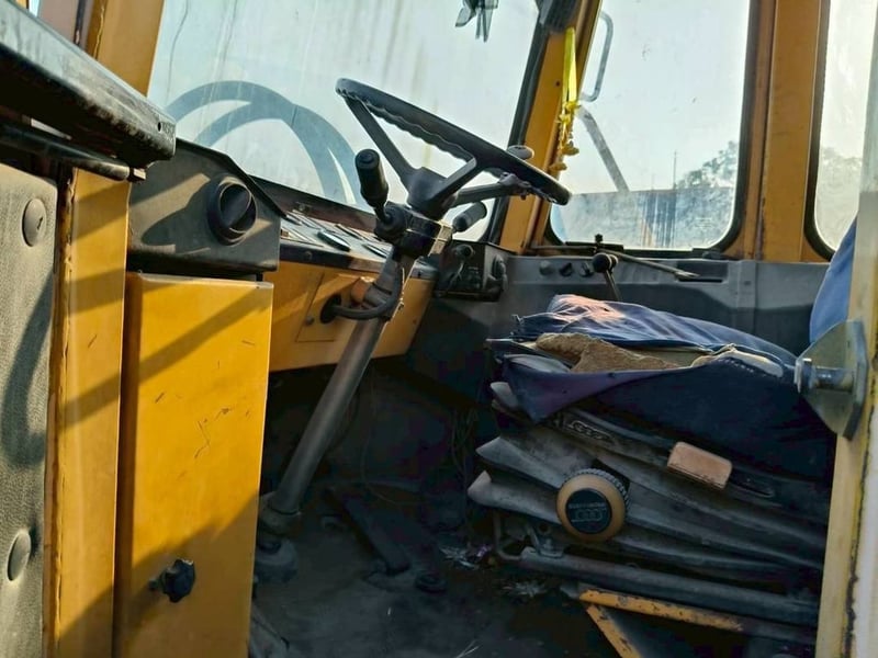 ขาย 280,000 รถตัก VOLVO 4600B 