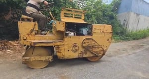 ขาย 79,000 รถบด SAKAI หน้าเหล็ก หลังเหล็ก เครื่องดี ล้อเหล็กหนา ขาย 79,000 รถบด SAKAI หน้าเหล็ก หลังเหล็ก เครื่องดี ล้อเหล็กหนา