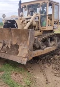 ขาย 950,000 รถแทรคเตอร์ เล่มทะเบียน 140 แรง CAT D 6 D เครื่องดี เกียร์แรง ช่วงล่างสวย รถพร้อมใช้งาน เล่มทะเบียนพร้อมโอน ขาย 950,000 รถแทรคเตอร์ เล่มทะเบียน 140 แรง CAT D 6 D เครื่องดี เกียร์แรง ช่วงล่างสวย รถพร้อมใช้งาน เล่มทะเบียนพร้อมโอน