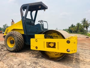ขาย 580,000 รถบด 10 ตัน BOMAG BW 211 D-3 ปั้มสั่นแรง 2 เพลา เครื่องดี ยางสวย เล่มทะเบียน
