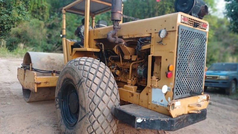 ขาย 285,000 BOMAG 212D 2 เพลา เครื่องดี ปั้มสั่นแรง เอวแน่น ยางดี  