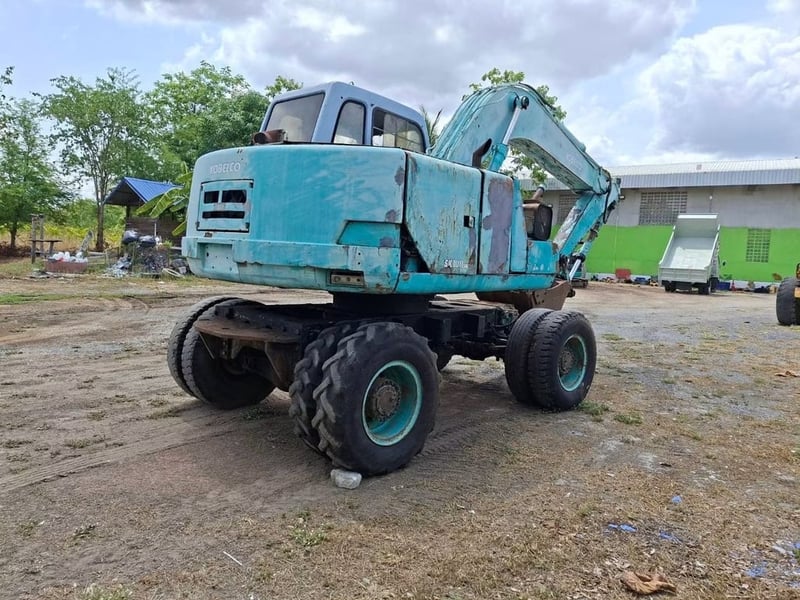 ขาย 295,000 KOBELCO SK100w เครื่องดี ปั๊มดี เอวแน่น สีไม่สวย รถพร้อมใช้งาน เอกสารเล่มทะเบียน ขาย 295,000 KOBELCO SK100w เครื่องดี ปั๊มดี เอวแน่น สีไม่สวย รถพร้อมใช้งาน เอกสารเล่มทะเบียน