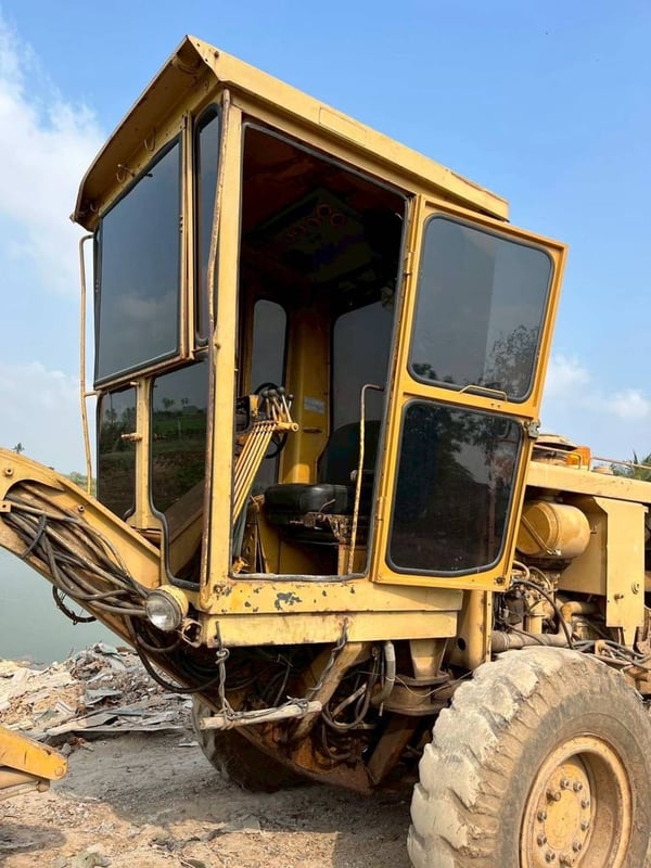 #ขาย 890,000 รถเกรด เล่มทะเบียน CAT 140 G 72V-2039 เครื่องดี เกียร์แรง ยางดี รถสวยพร้อมใช้ เอกสารเล่มทะเบียน #ขาย 890,000 รถเกรด เล่มทะเบียน CAT 140 G 72V-2039 เครื่องดี เกียร์แรง ยางดี รถสวยพร้อมใช้ เอกสารเล่มทะเบียน