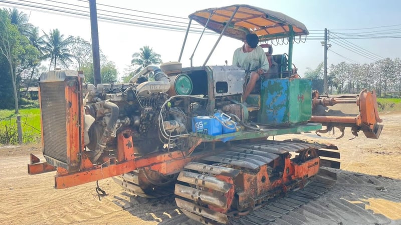 ขาย 145,000 รถตีดินขวัญใจชาวนา ตีนเป็ด เครื่องดีแรง  HINO HO7D ตัวเดิน 10 โซ่ใบสวย ช่วงล่างสวย รถพร้อมใช้งาน