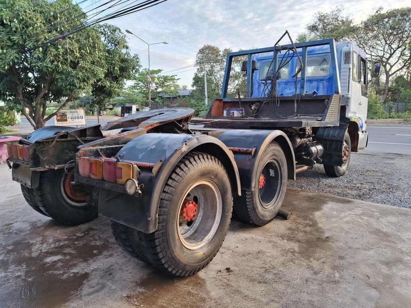 HINO FM รถบรรทุก 10ล้อ หัวลาก เฉพาะหัว ปี2003