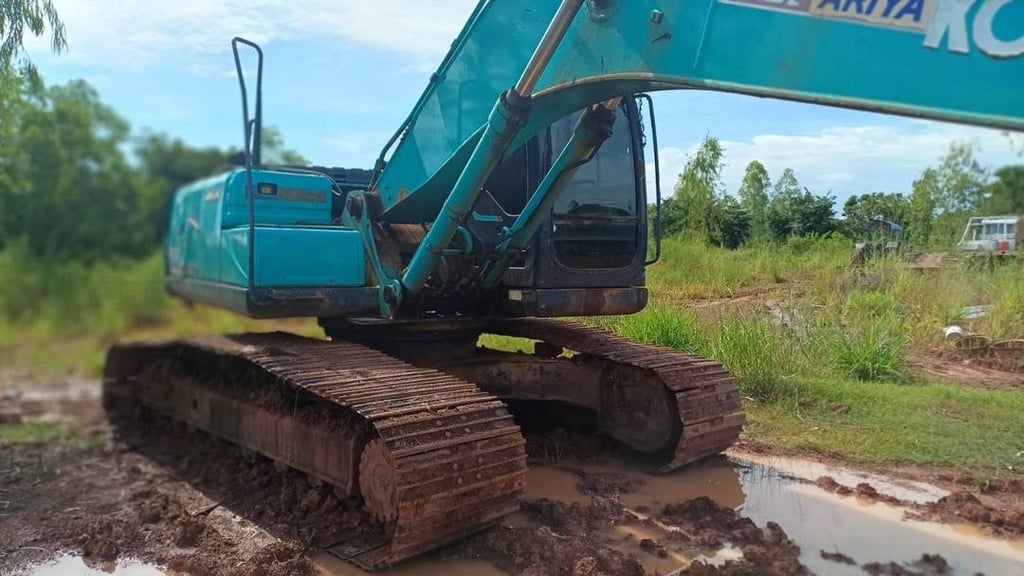ขาย 580,000 KOBELCO sk 200-8 yn11 ไฟฟ้าครบ เครื่องดี ปั้มแรง เอวแน่น ช่วงล่างสวย 