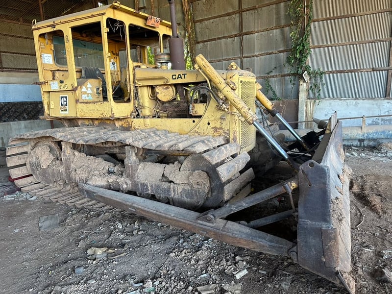 #ขายถูกยอดนิยม 485,000  รถแทรคเตอร์ เล่มทะเบียน CAT D5B เกียร์ตัดแรงแผ่นตีนเป็ด(แผ่นนอกแท้สวยๆ) เครื่องดี เกียร์แรง ช่วงล่างสวย