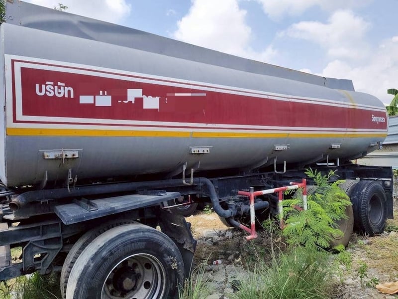 ขาย 129,000 ลูกพ่วงน้ำมันพืช 3 เพลา หรือเอาไปบรรทุกน้ำได้เลย ถังสวยมาก เอกสารเล่มทะเบียนพร้อมโอน 