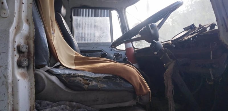 ขาย 155,000 รถ 10 ดั้มคอกเกบตร HINO KT 925 เครื่องดี EH 700 เพลาเดียว ครัชซีสวย เล่มทะเบียน ภาษีขาดเกิน