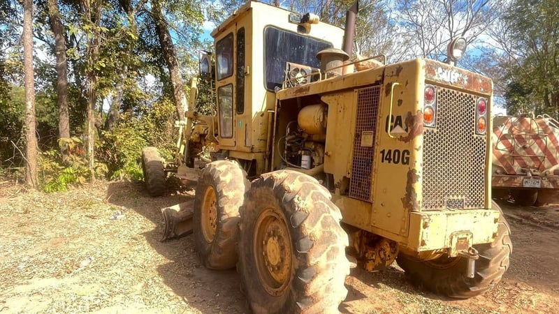 อยากขายรถเกรด CATTERPILLAR 140G 5MD เล่มทะเบียน เครื่องดีเ กียร์แรง เอวแน่น ยางดี ลิฟล็อคปกติทุกระบบพร้อมใช้งาน อยากขายรถเกรด CATTERPILLAR 140G 5MD เล่มทะเบียน เครื่องดีเ กียร์แรง เอวแน่น ยางดี ลิฟล็อคปกติทุกระบบพร้อมใช้งาน