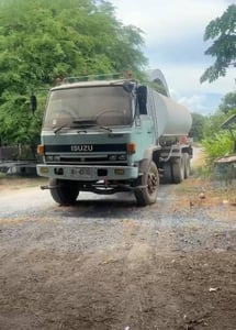 ขาย 395,000 รถ 10 ล้อบรรทุกน้ำ ISUZU ROCKEY 210 หัวบาง ยางดี ครีชซีสวย อุปกรณ์ดูด สเปร์น้ำพร้อม ขาย 395,000 รถ 10 ล้อบรรทุกน้ำ ISUZU ROCKEY 210 หัวบาง ยางดี ครีชซีสวย อุปกรณ์ดูด สเปร์น้ำพร้อม