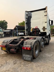 ขาย 450,000 หัวลาก VOLVO FH 480 เพลาเดียว ล้อยก หัวสองชั้นมีที่นอน หัวบาง ยางดี ครัชซีสวย (ยังไม่จดทะเบียน) 